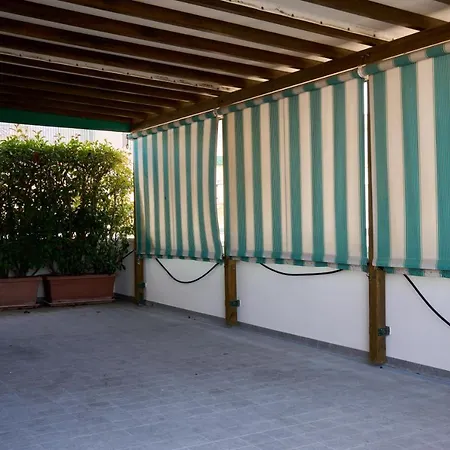 Appartamento Olimpia-centralissimo-pochi Passi Dal Mare Lido di Jesolo